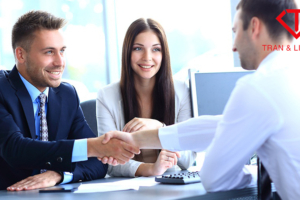 trẻ em mấy tuổi thì được làm hộ chiếu riêng