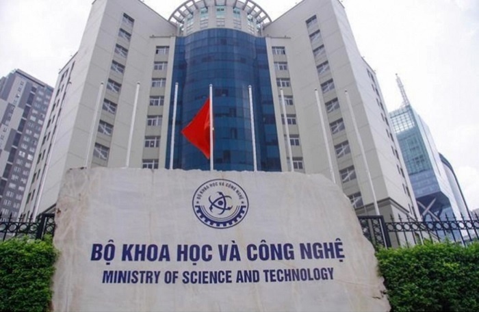 mau giay de nghi xin giay phep buu chinh
